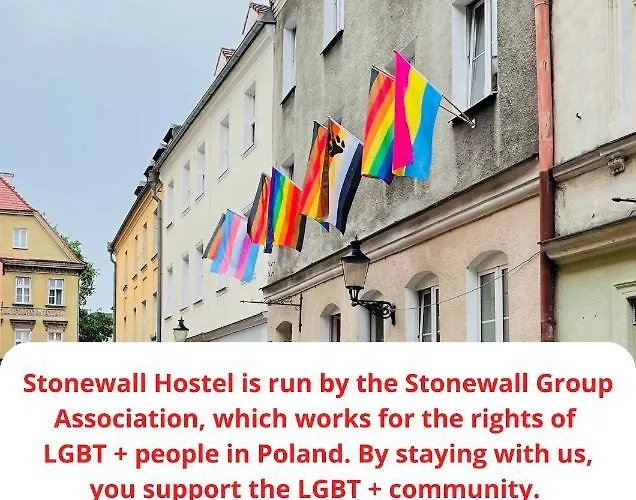 Hostel Stonewall - Self Check In